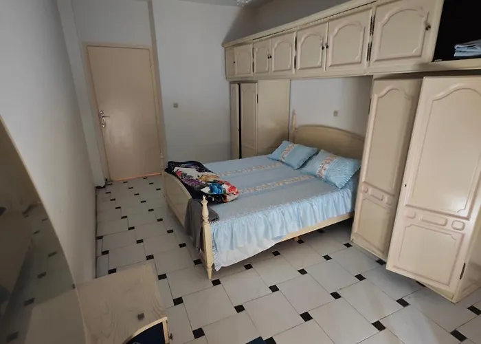 Appartement Spacieux Au Centre-Ville De Tanger